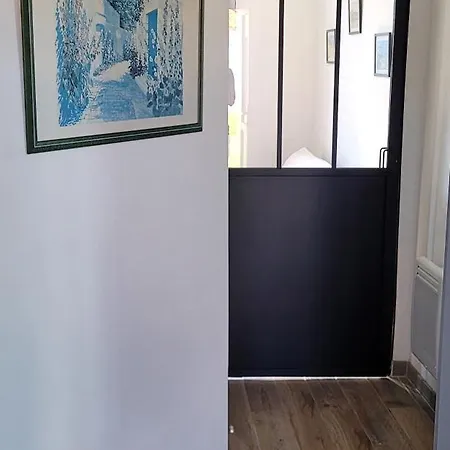 Maison Pour 2 A 4 Personnes Avec Jardin Proche De La Et Des Commerces בית נופש *