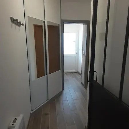 Prázdninový dům Maison Pour 2 A 4 Personnes Avec Jardin Proche De La Et Des Commerces